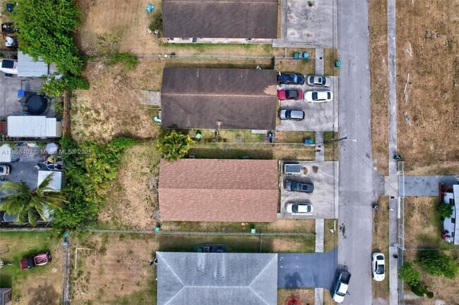 Building Photo - 11465 SW 215th St