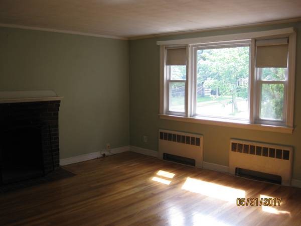 Primary Photo - 34 Cherry St