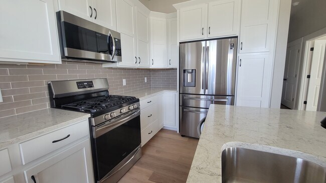 Foto del edificio - 5441 Longshaw Ct