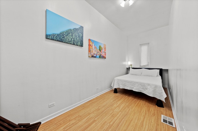 Foto del edificio - 901 S Bishop St