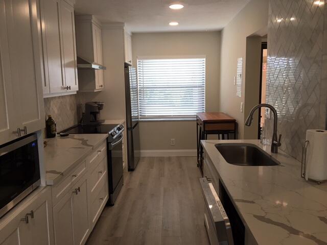 Building Photo - 6962 Briarlake Cir