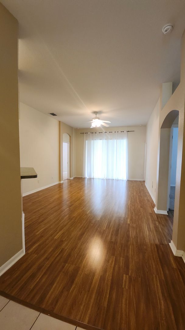 Building Photo - 1813 Greystone Heights Dr
