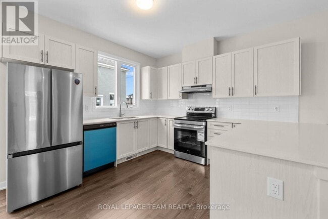 Building Photo - 217 Ryan Reynolds Wy