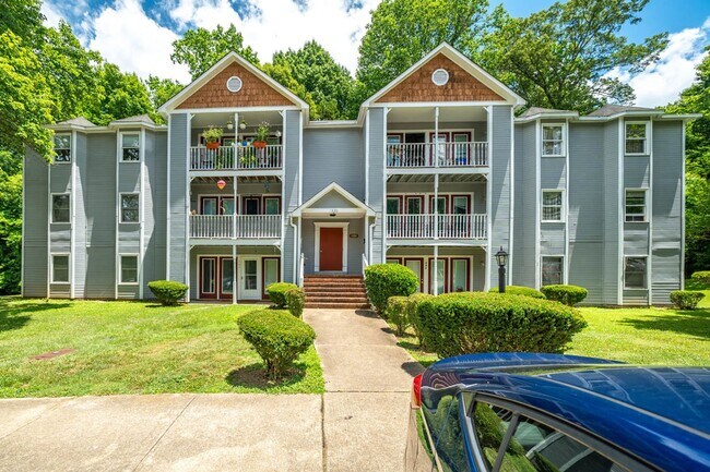 Foto del edificio - 1320 Park Glen Dr