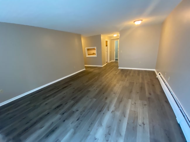 Photo - 200 Mountain Ave Apartment