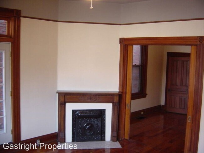 Building Photo - 123 W 5th St