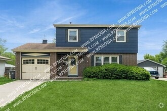 Building Photo - 4001 E Tiffin Ave