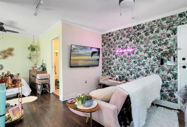 Foto del edificio - 706 E Pine St