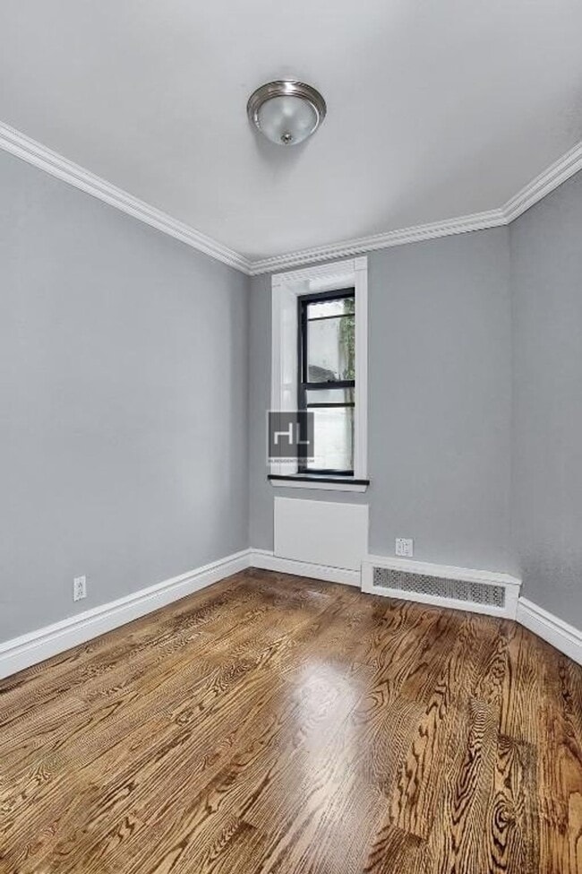 Building Photo - East 25th Street
