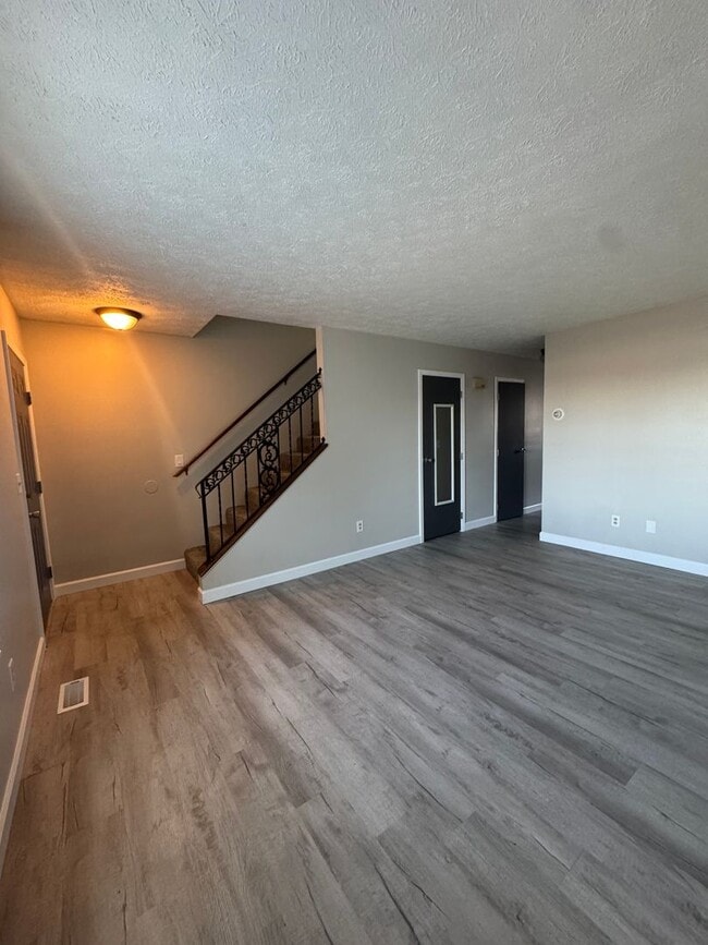 Building Photo - 6972-6996-6996 Joseph Dr