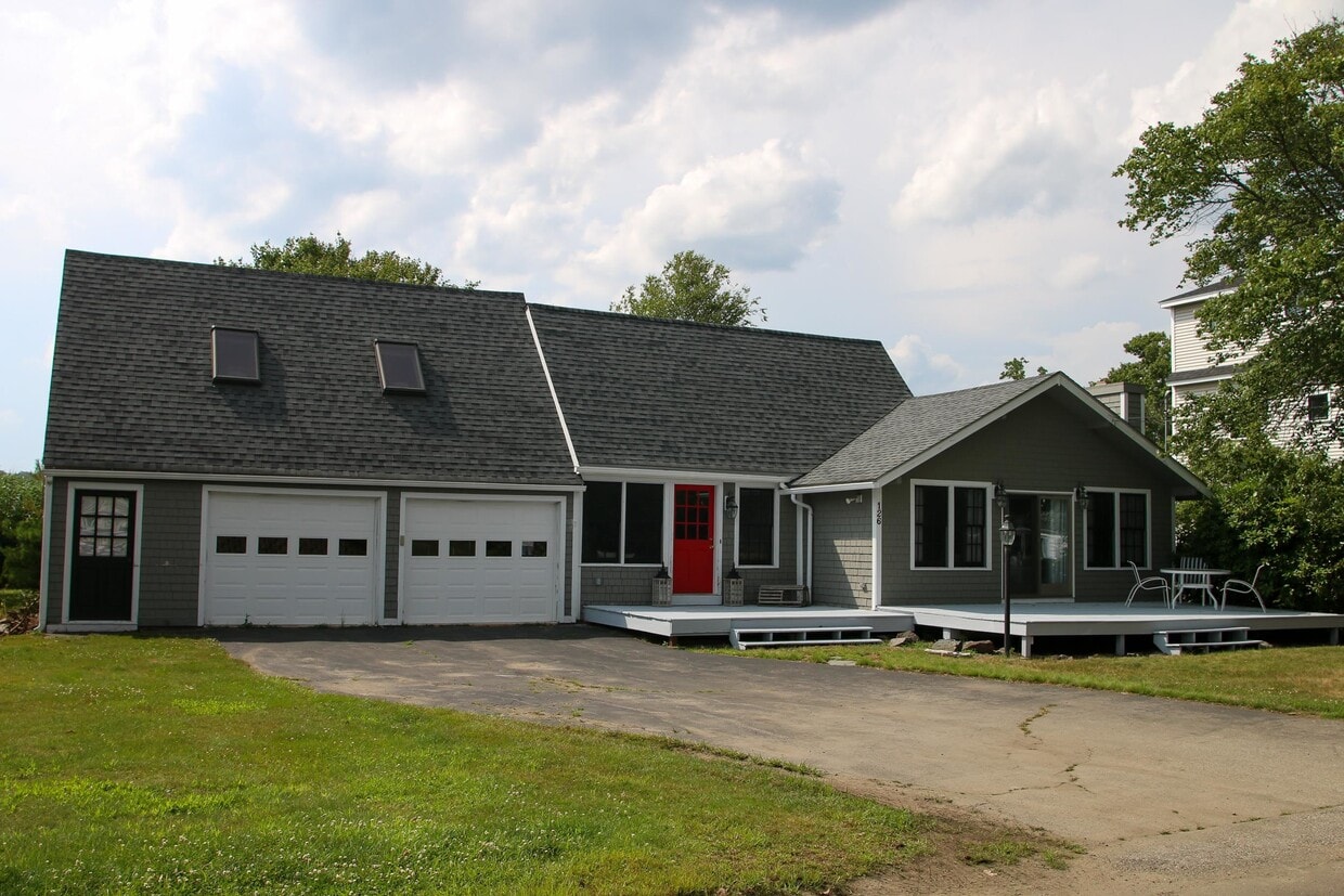 Primary Photo - 126 Kings Hwy