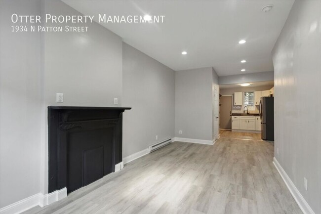 Building Photo - 3BR/2BA Updated Brewerytown Apt with Priva...