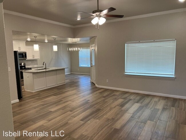 Foto del edificio - 4 br, 2 bath House - 8302 Ridge Crest Drive