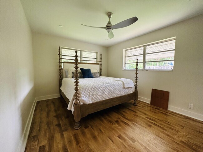 Foto del edificio - 952 SW 13th Dr