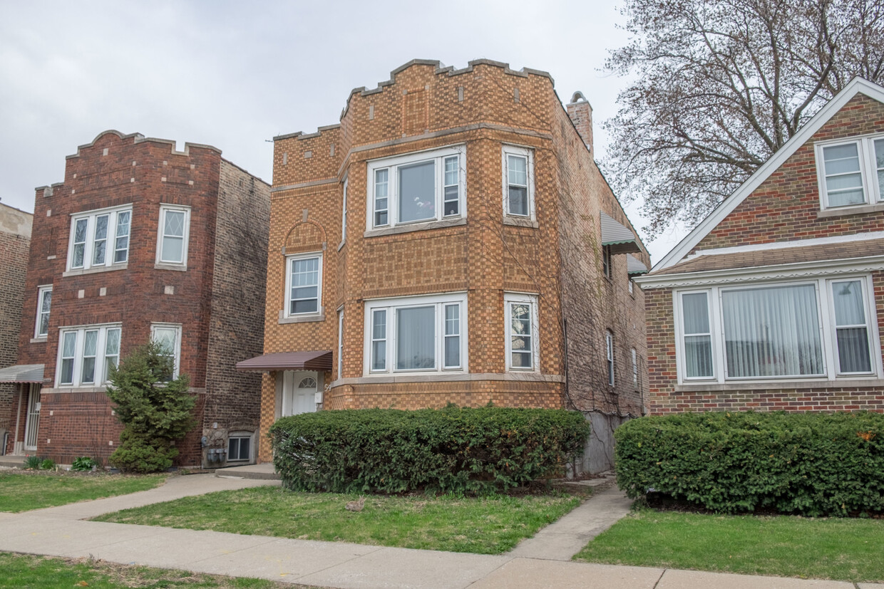 Primary Photo - 5445 W 64th St