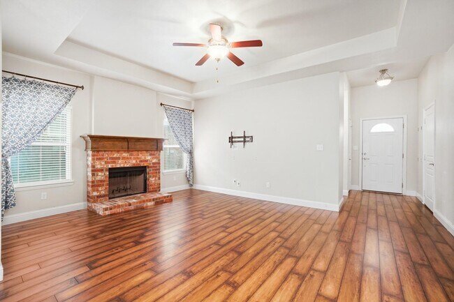 Foto del edificio - 516 Highpark Ct