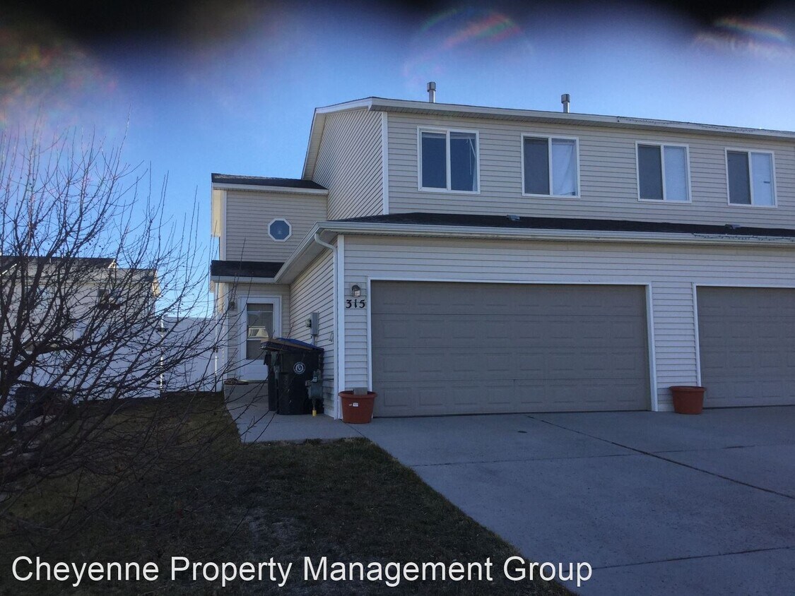 3 br, 2.5 bath House 315 Arkel Way House Rental in Cheyenne, WY