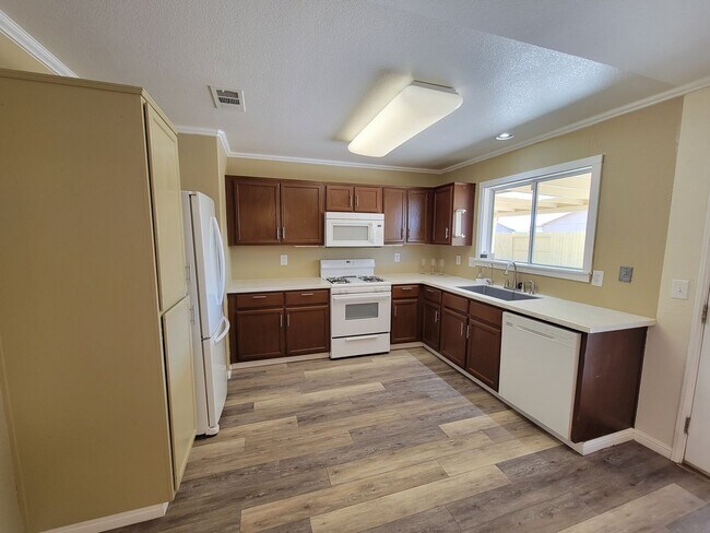 Foto del edificio - Beautiful Home available in Brawley