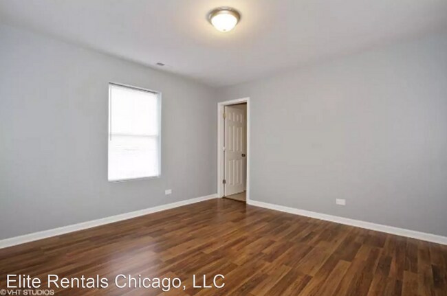 Building Photo - 7914 S Greenwood Ave