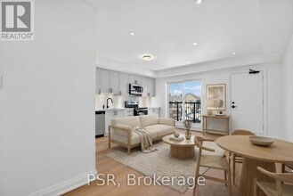 Building Photo - 218 Aileen Ave