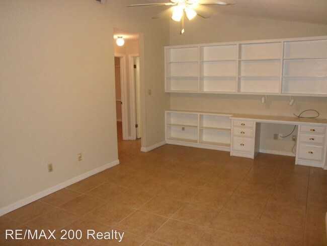 Building Photo - 3 br, 2 bath House - 8605 Granada Blvd.