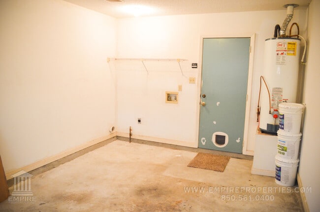 Building Photo - Spacious Brick Townhome in Killearn Estates