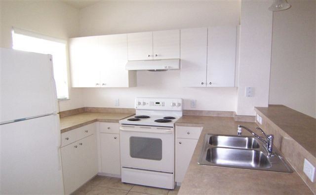 Building Photo - 1490 San Cristobal Ave