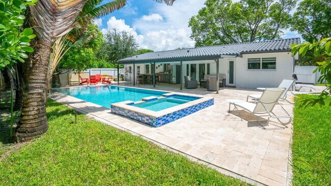 Photo - 14820 Mahogany Ct House