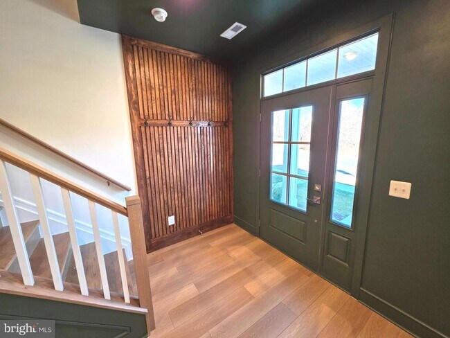 Foto del edificio - 4254 Frost St