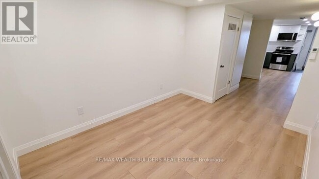 Photo du bâtiment - 130 Symington Ave