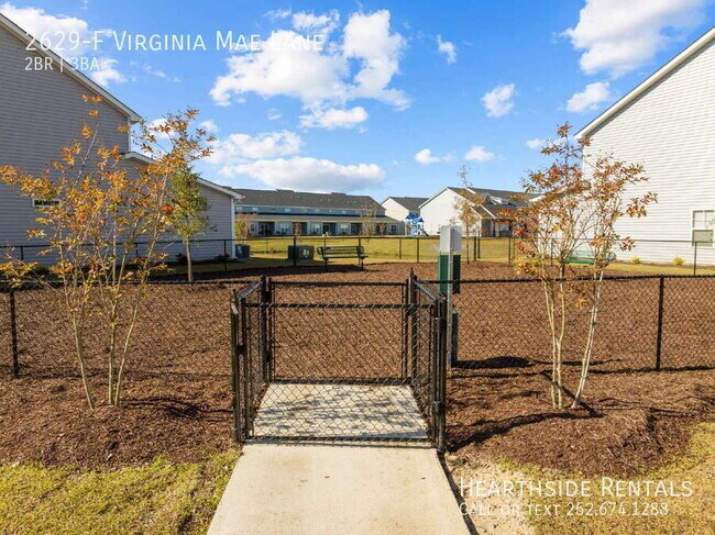 Foto del edificio - 2629 Virginia Mae Ln