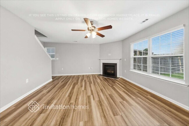 Foto del edificio - 1719 Eastway Dr