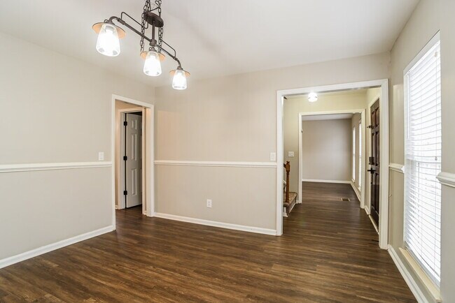 Building Photo - 10927 Wiltshire Ln