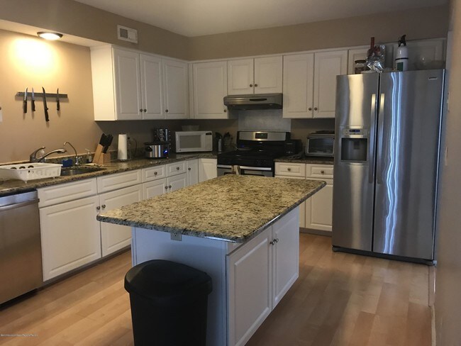 Building Photo - 3501 Equestrian Way