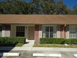 Building Photo - 1116 Castlemay Cir
