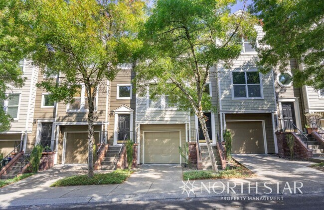 Photo - Forest Heights Brownstone House
