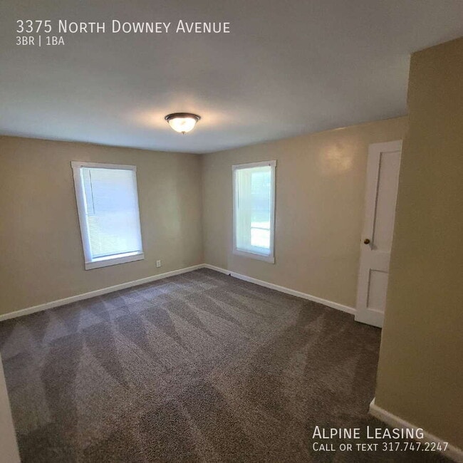 Building Photo - 3375 N Downey Ave