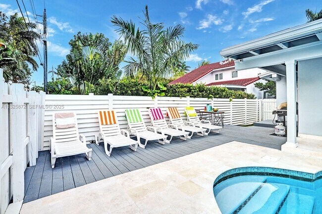 Foto del edificio - 1018 Adams St