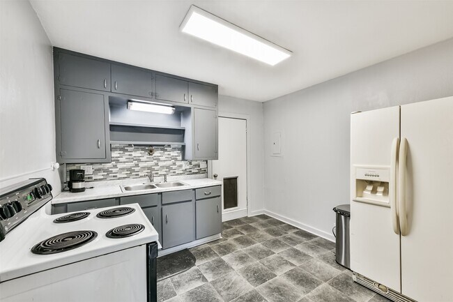 Foto del edificio - 1021 Maple St