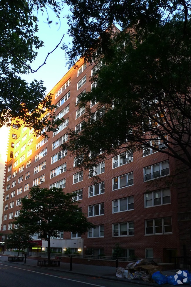 Clinton Towers Apt. Corp Apartments Brooklyn, NY