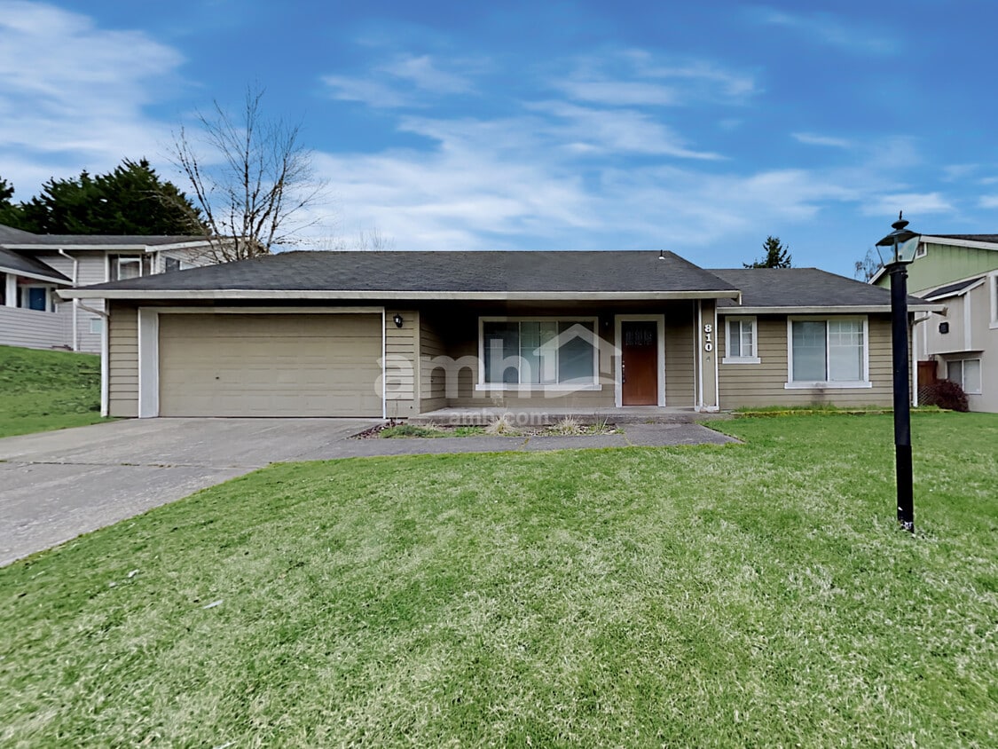 Foto principal - 810 131st Street Ct E