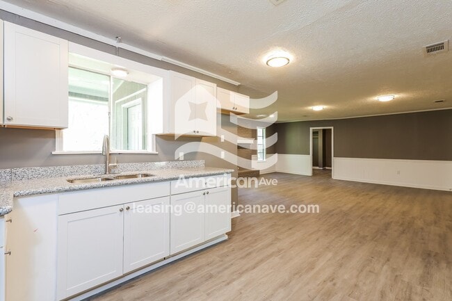 Foto del edificio - 1206 Garden Park Dr
