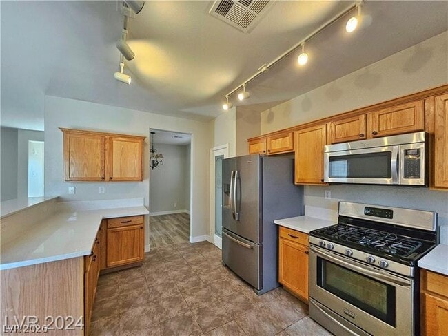 Building Photo - 8961 Veneroso St