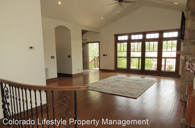 Building Photo - 4 br, 2.5 bath House - 410 Jenkins Ranch Road