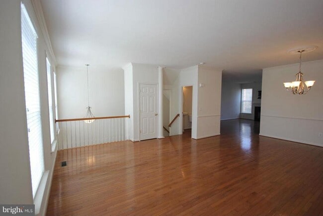 Foto del edificio - 15675 William Bayliss Ct