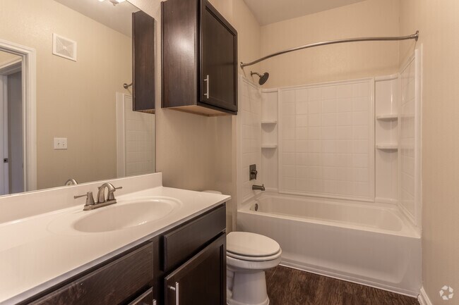 2 BR, 2 BA - 1202 SF - SYNC at Harmony