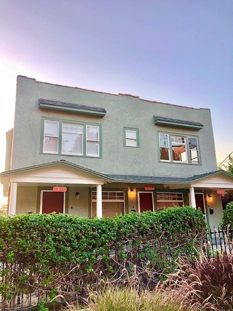Primary Photo - 1341 Sutherland St