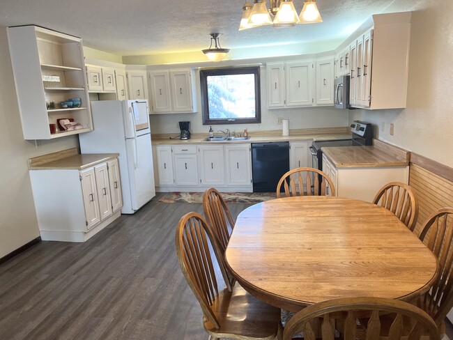 Foto del edificio - 11527 Heritage Ct