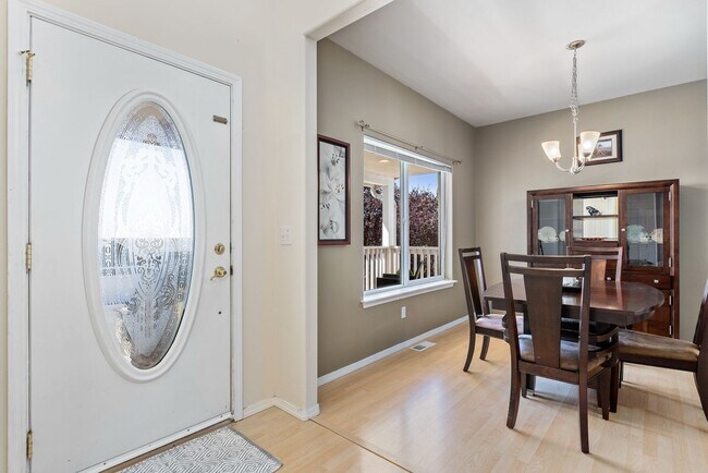 Foto del edificio - 3 Bd., 2.5 B., home near Barkley Village s...