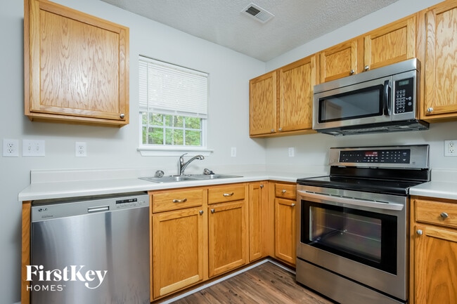 Foto del edificio - 120 Wheaton Crest Ct